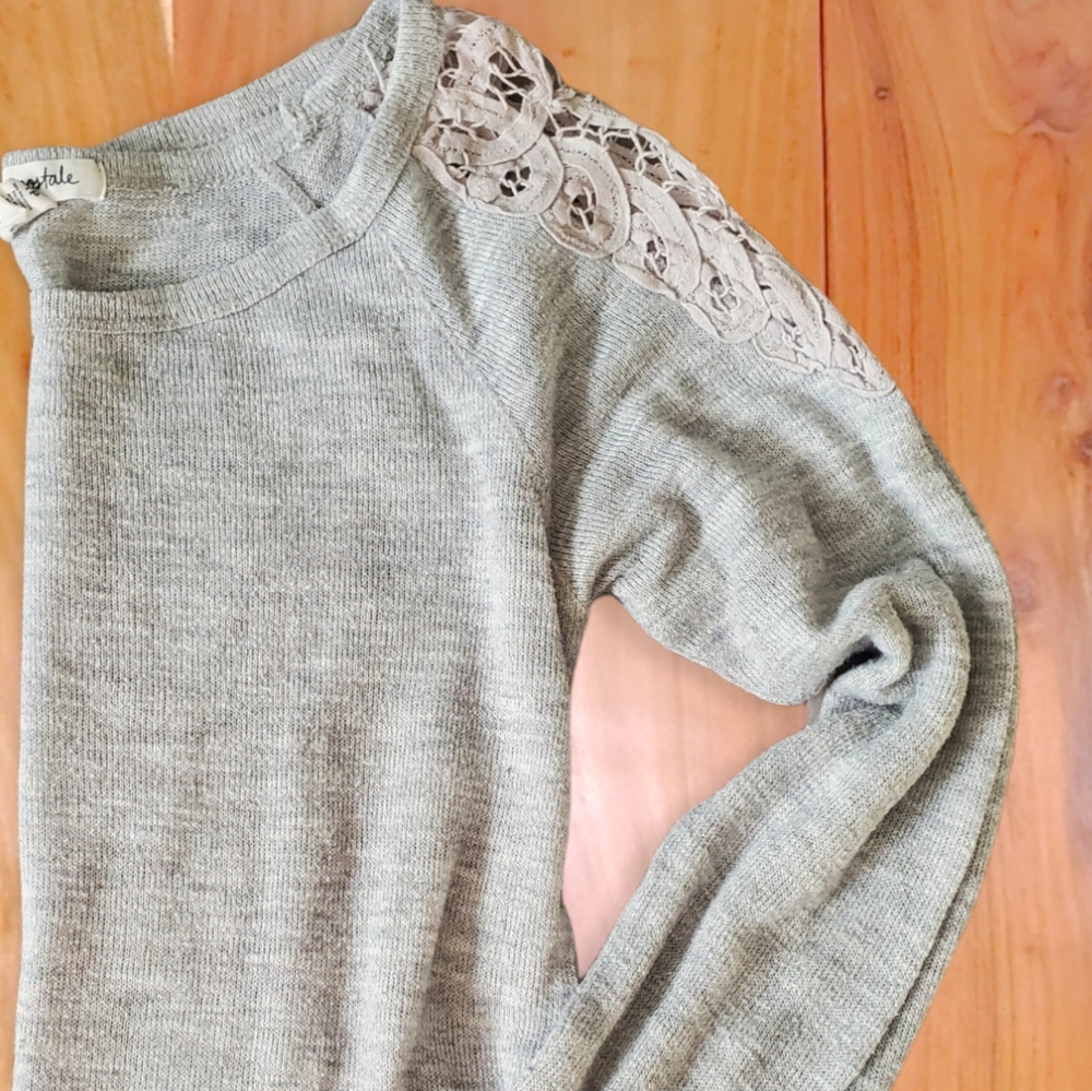 2/$35 - Aéropostale Heather Wide Neck Grey Shoulder Knit Sweater- XS